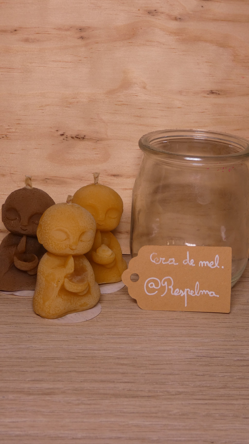 Pack d'espelmes de tres monjos de cera d'abella