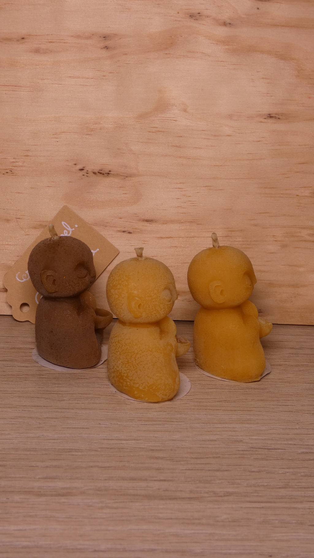 Pack d'espelmes de tres monjos de cera d'abella